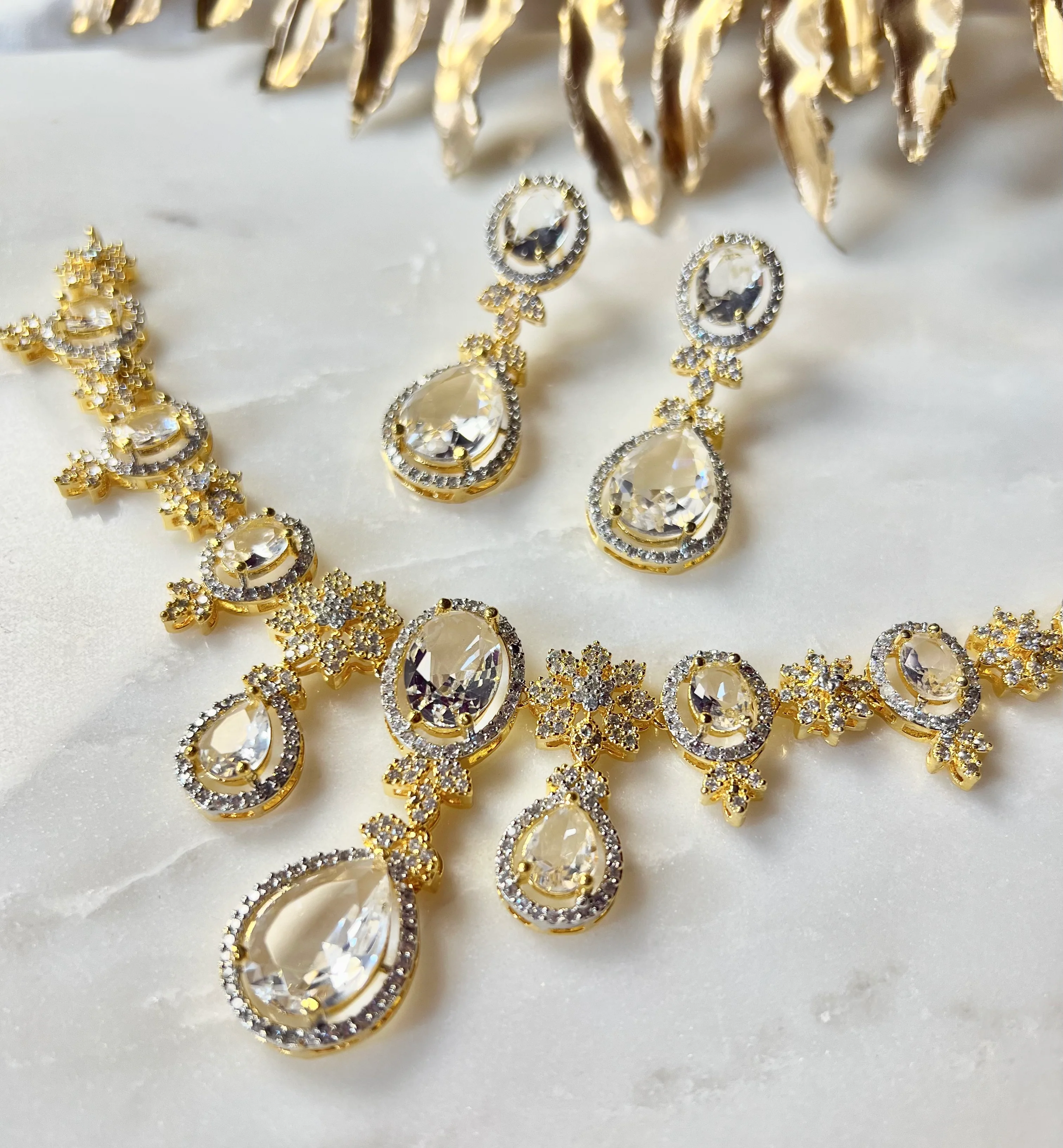 Indira Necklaceset AD
