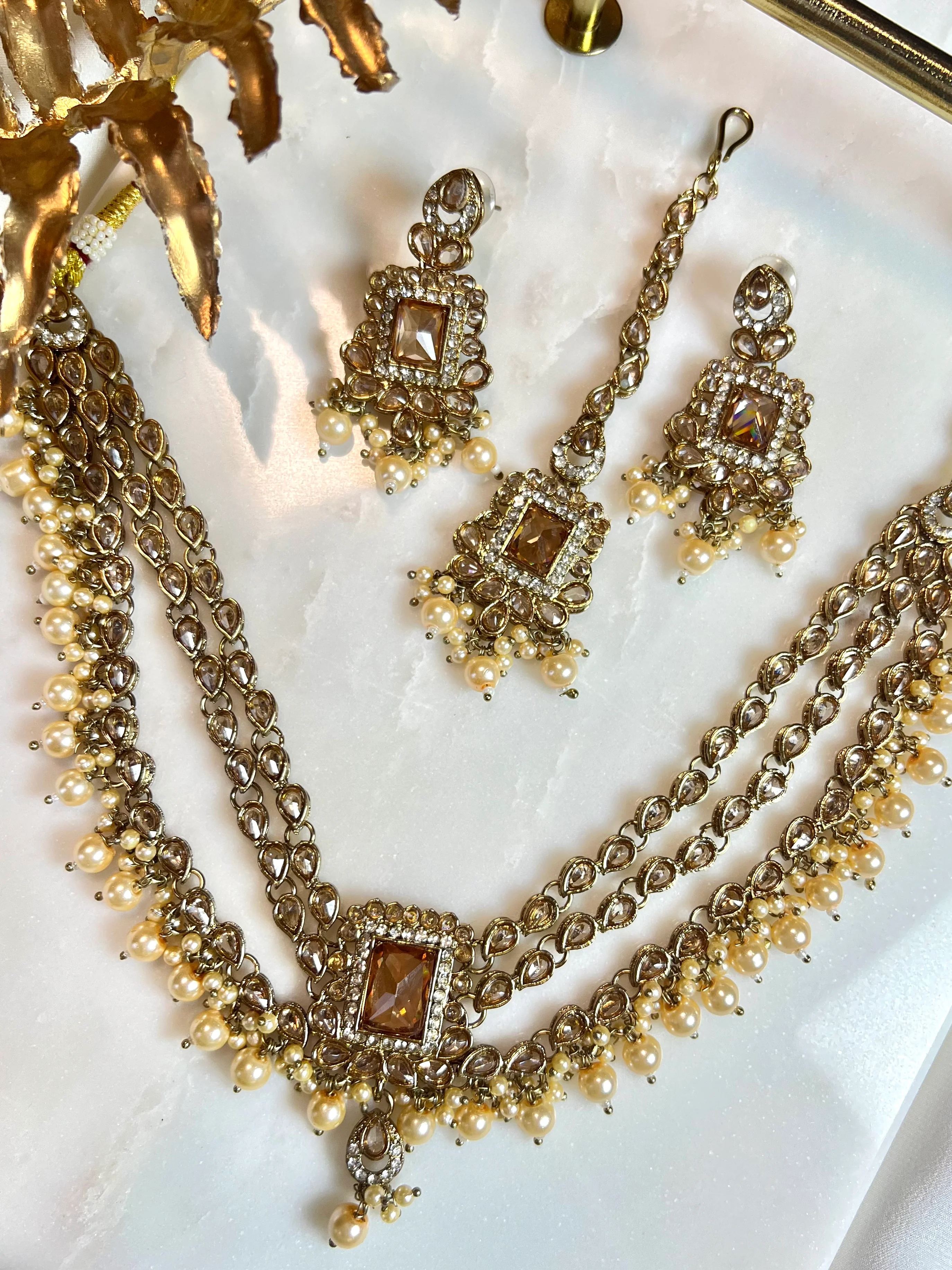 Laila Necklaceset