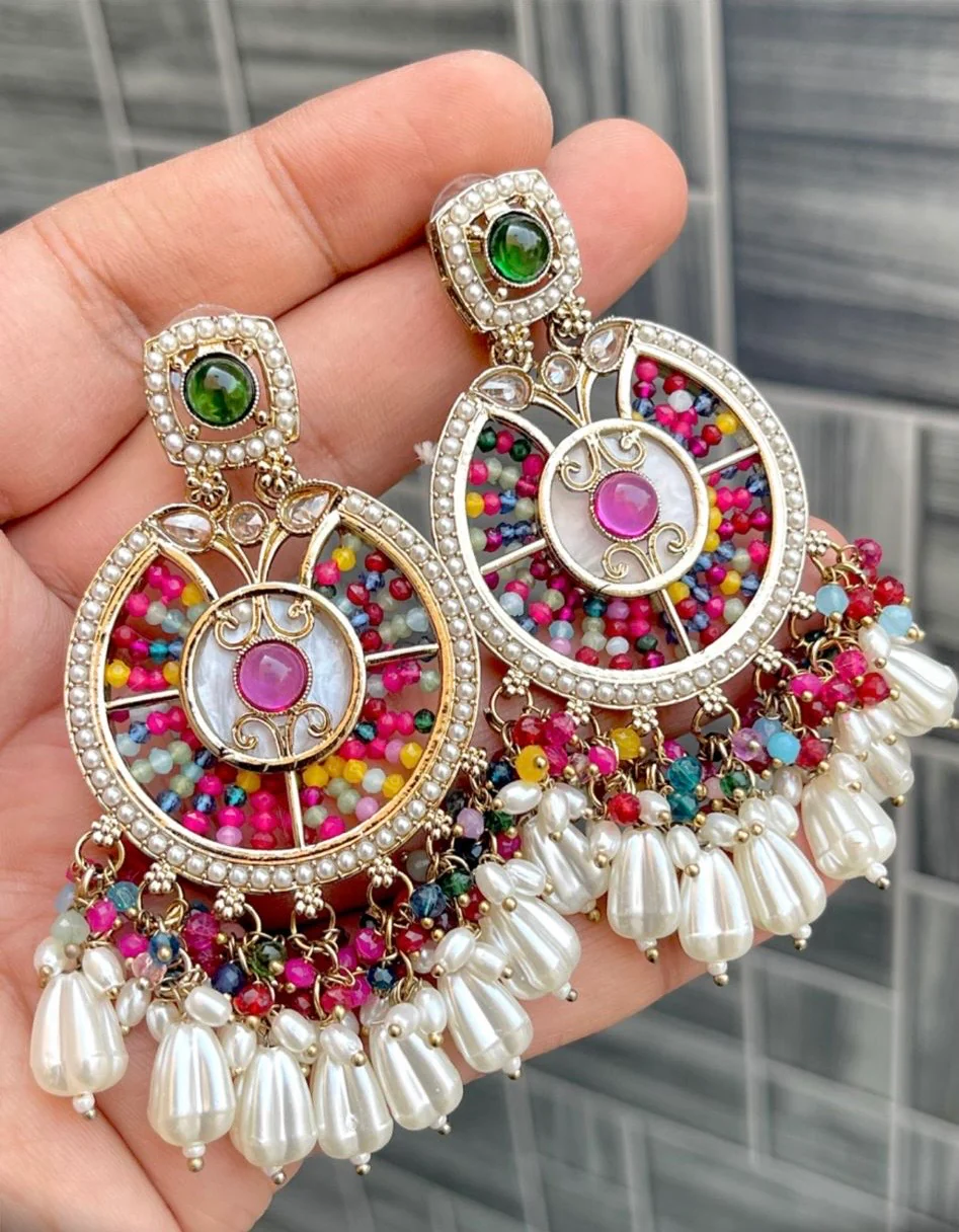Manu Earrings - 6 colors