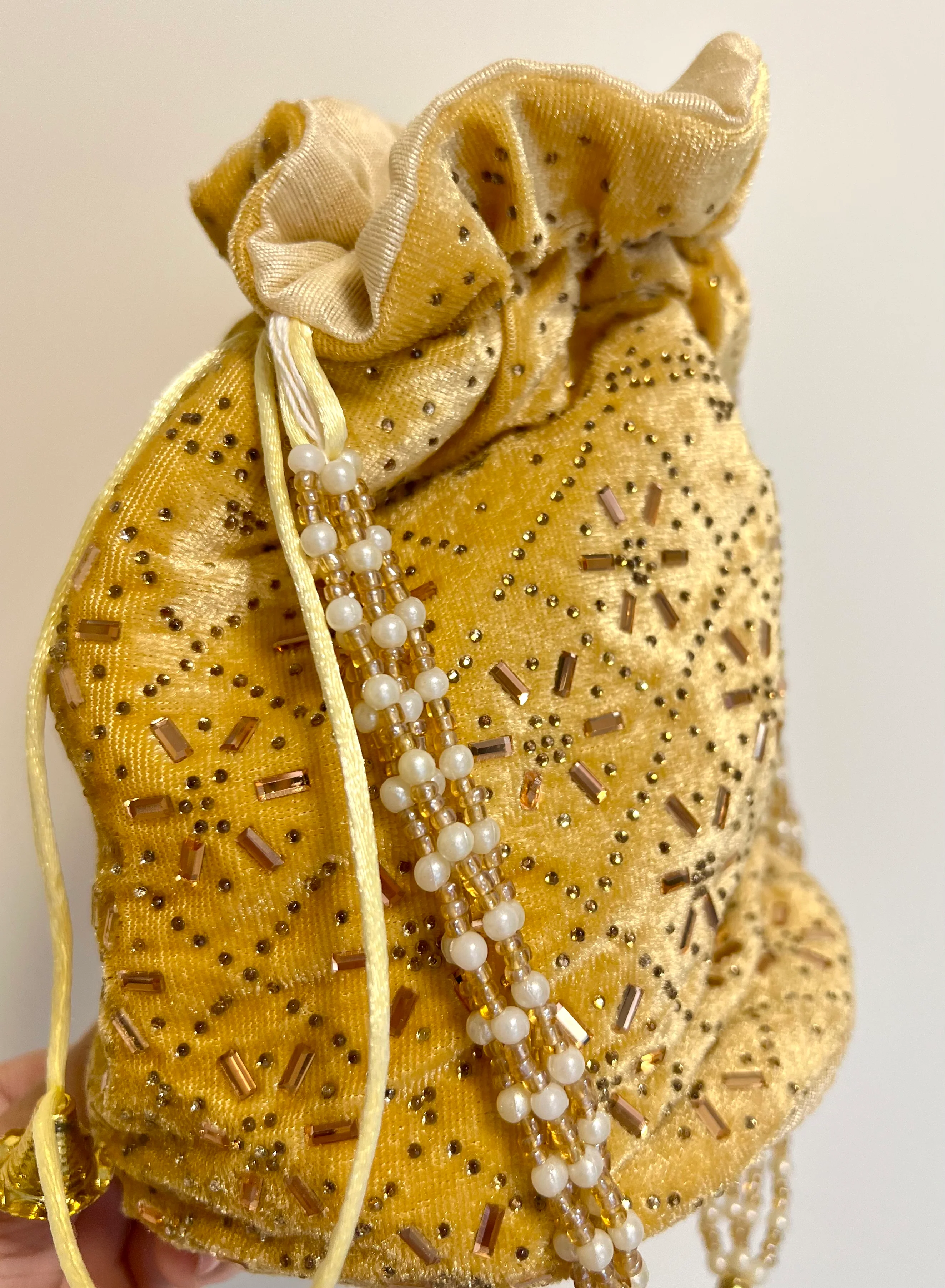 Potli Bag - Velvet White/Golden - Image 3