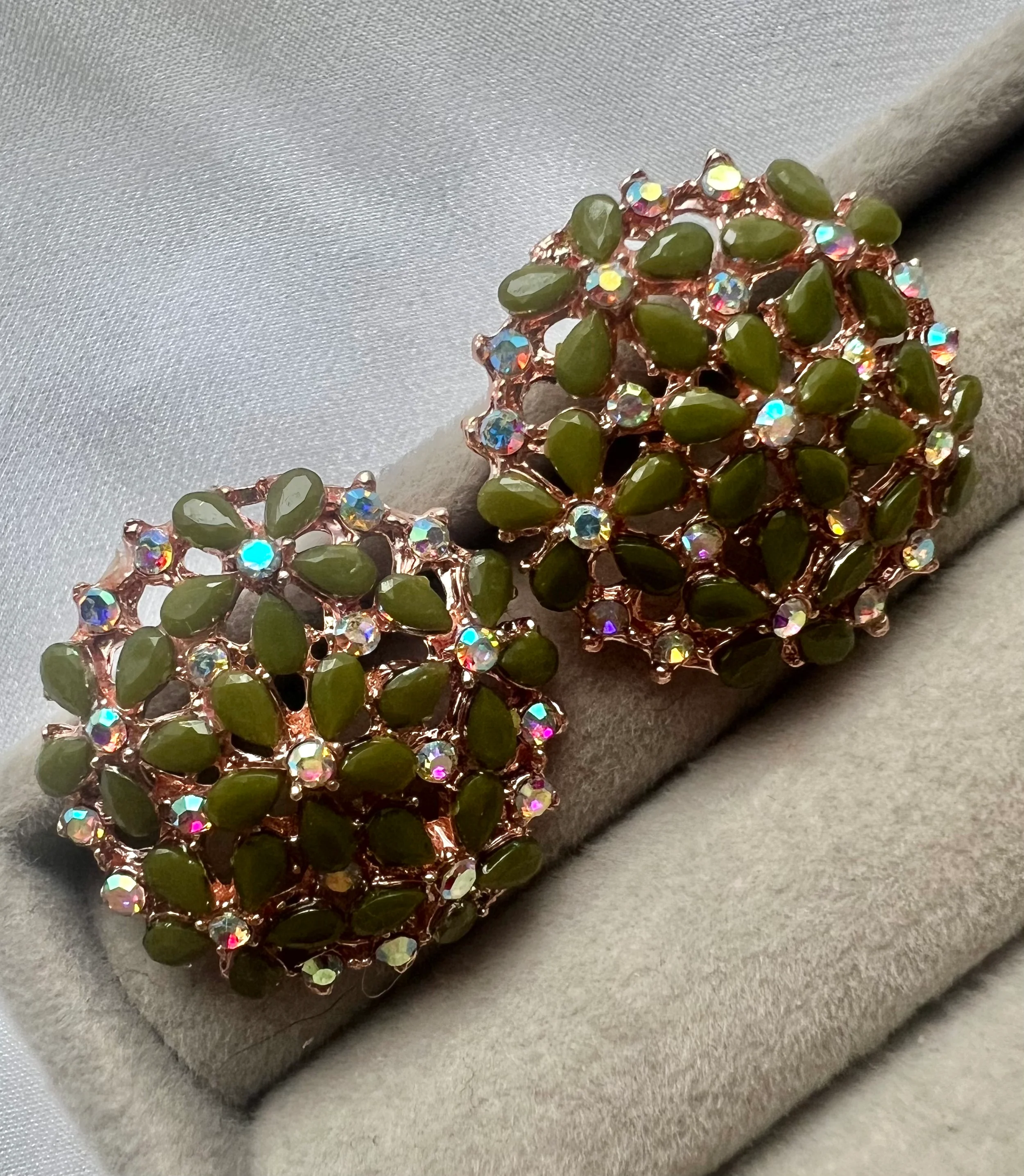Riya Studs earrings SALE - 12 colors - Image 10