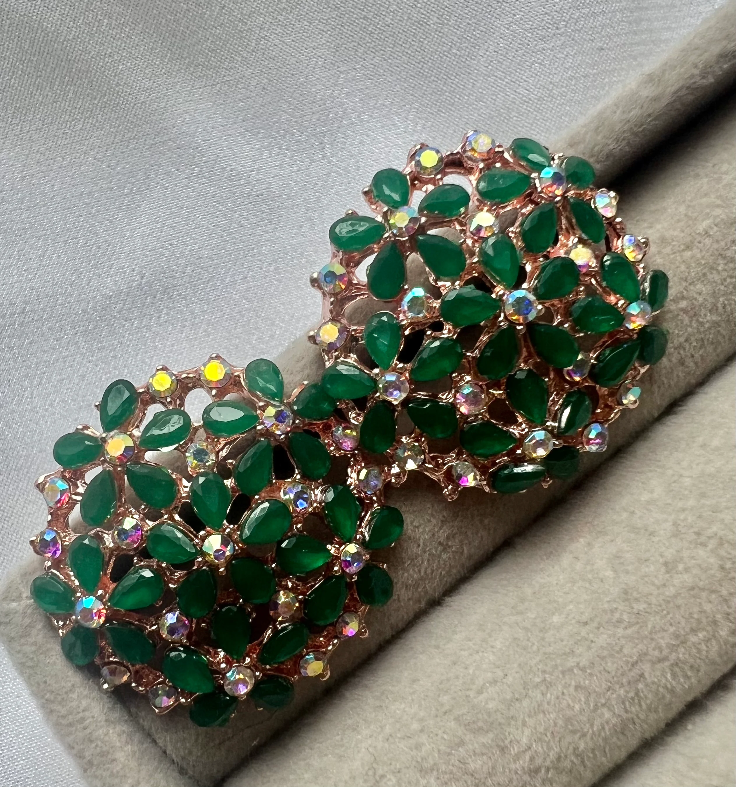 Riya Studs earrings SALE - 12 colors - Image 11