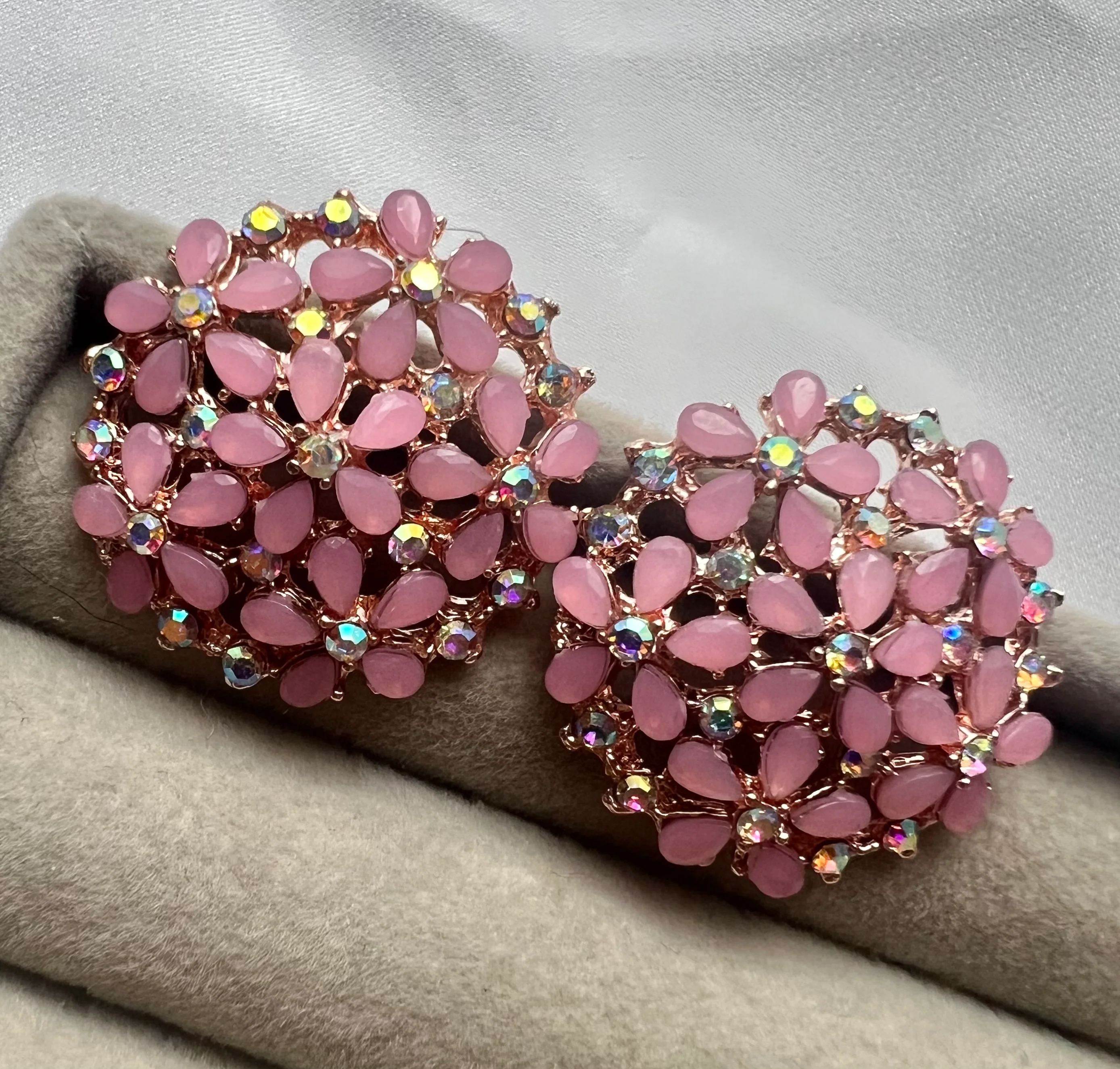 Riya Studs earrings SALE - 12 colors - Image 2